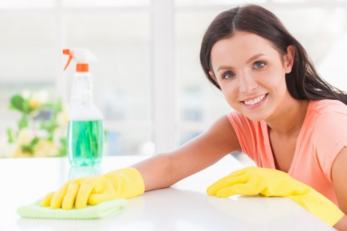 Professional end of tenancy cleaning in an N4 property kitchen